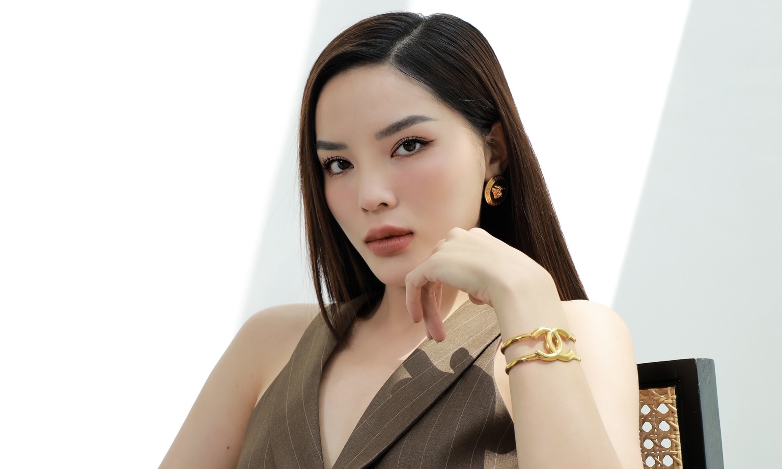 Thời trang của Kỳ Duyên trong ngày thứ 8 ở Miss Universe