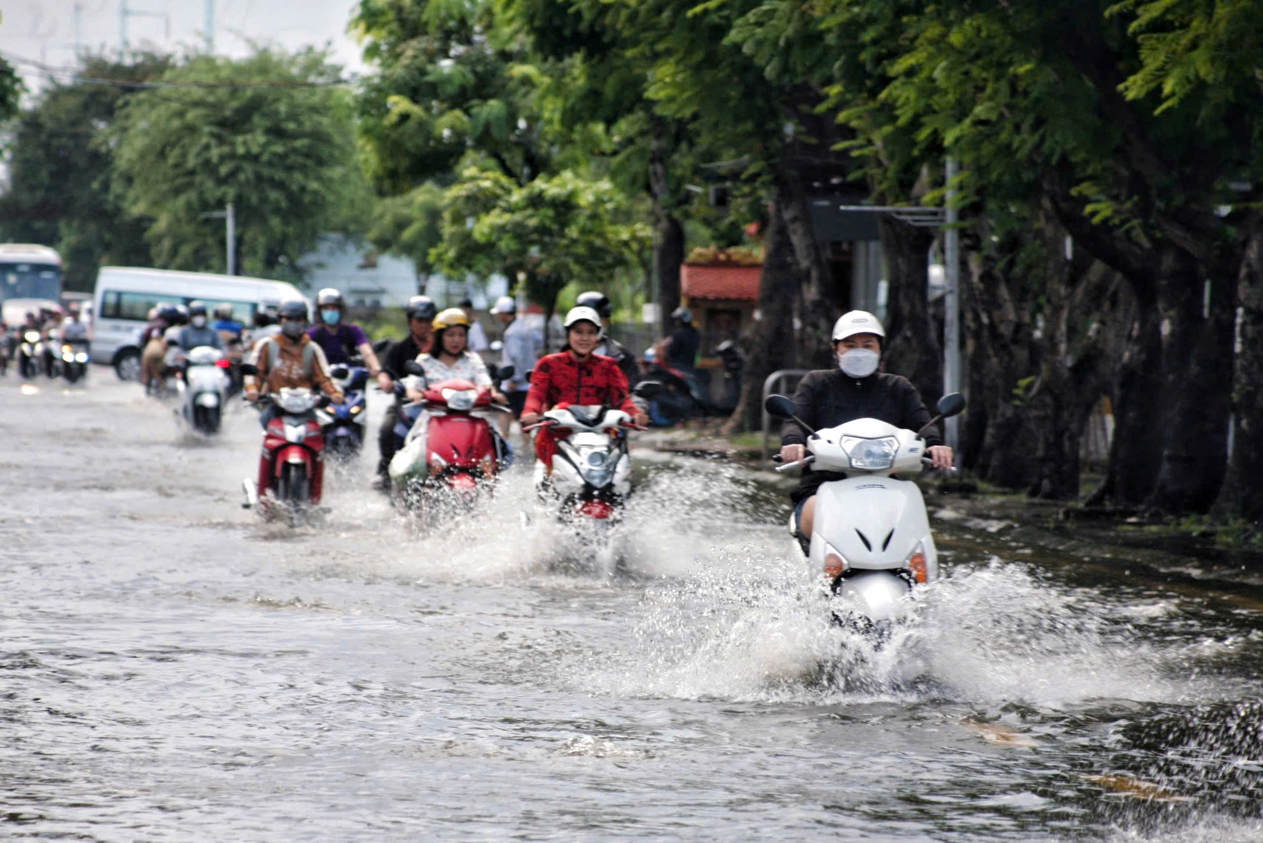 Triều cường dâng cao, nơi nào ở TP HCM có nguy cơ ngập sâu?- Ảnh 1.