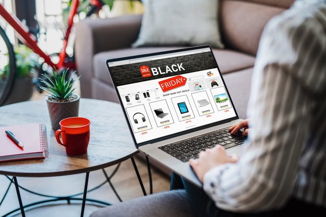 Lợi bất cập hại khi đặt chuyến bay dịp Black Friday? ảnh 1