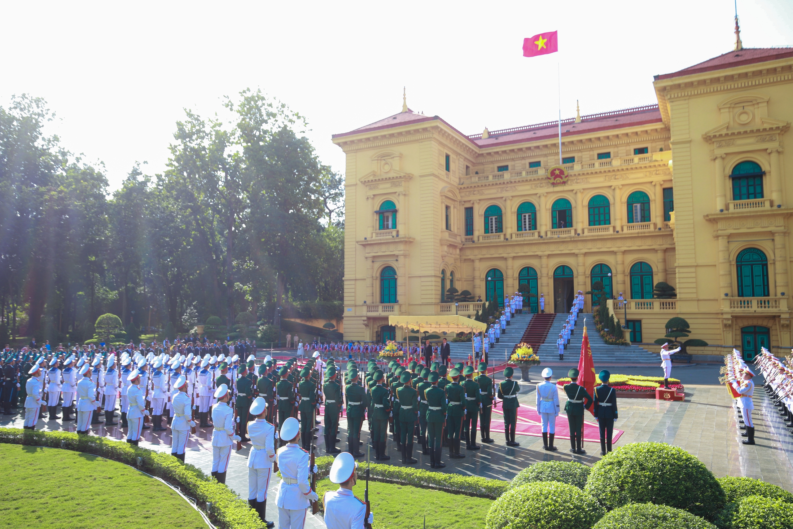 Chủ tịch nước Lương Cường chủ trì lễ đón Quốc vương Campuchia Norodom Sihamoni- Ảnh 6.