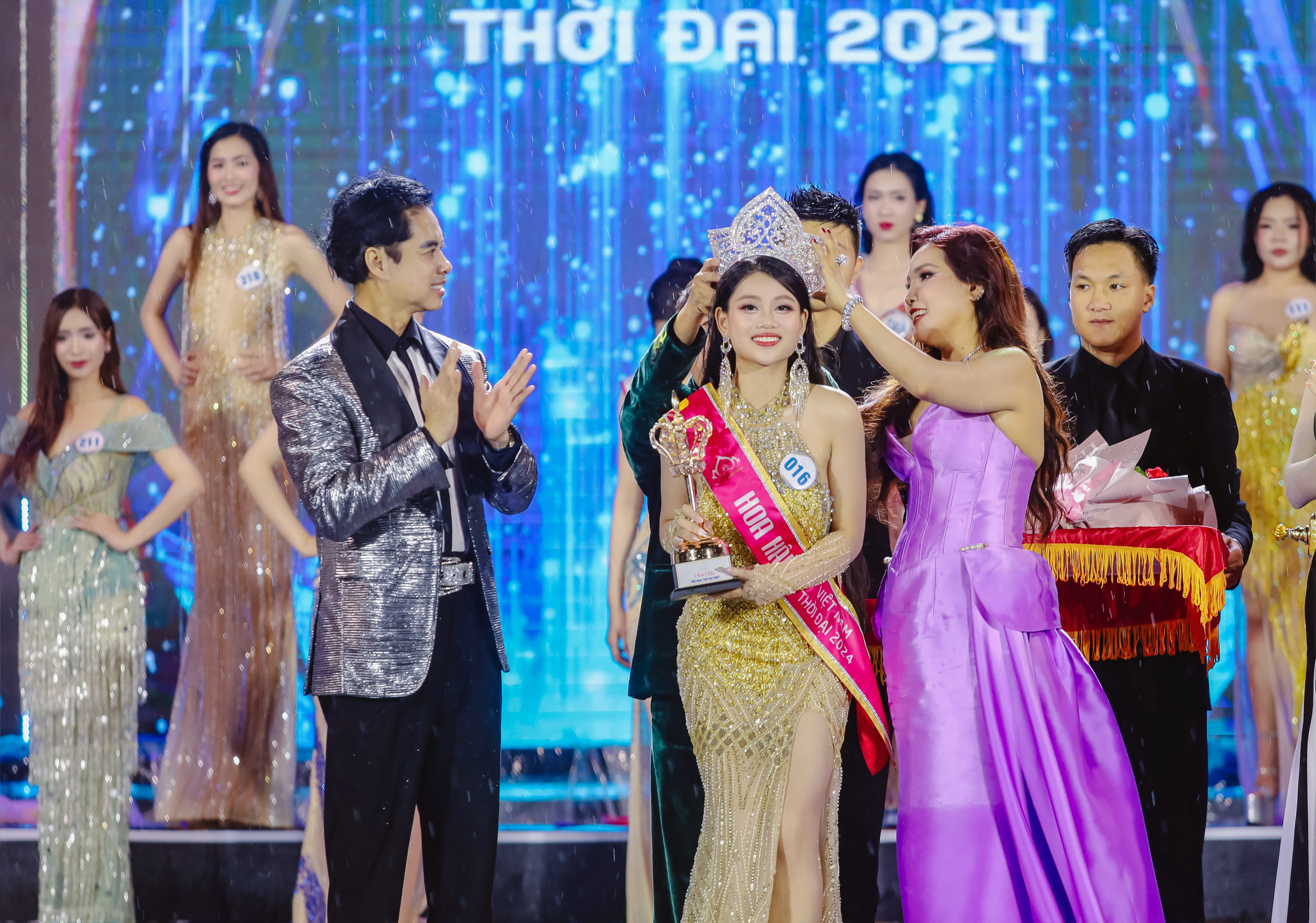 Thiếu nữ Quảng Trị đăng quang Miss Vietnam Era 2024- Ảnh 2.