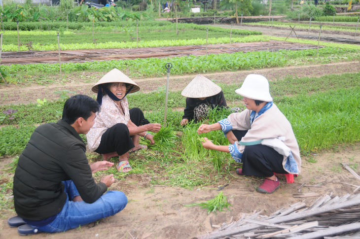 Thứ trưởng Bộ Văn hóa, Thể thao và Du lịch nói gì về 'làng chạy' thành làng du lịch tốt nhất? - Ảnh 3.