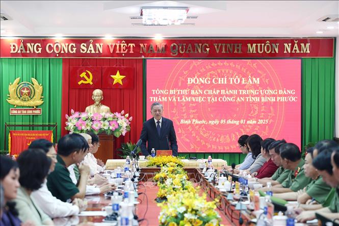 Tổng Bí thư Tô Lâm thăm và làm việc với Công an tỉnh Bình Phước- Ảnh 5.