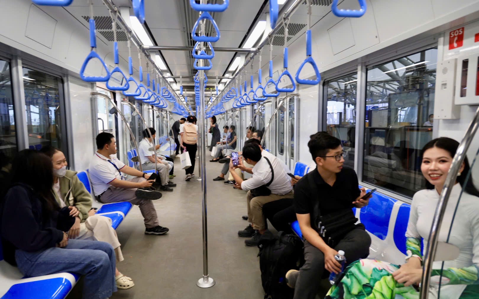 10 hành vi không được phép khi đi metro số 1