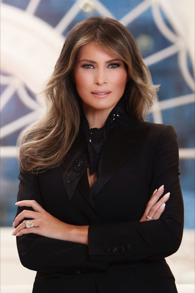 Bà Melania Trump bị chê ảnh 2