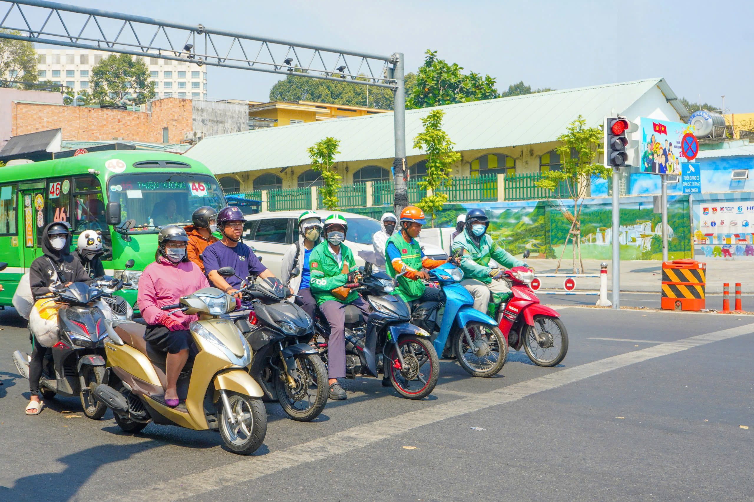 Cảnh sát giao thông TP HCM nêu nhiều nội dung người dân cần biết- Ảnh 1.